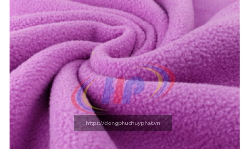 Chất nỉ có đặc điểm gì? Phân loại và cách dùng vải nỉ hiệu quả
