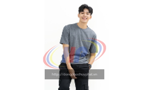 Áo thun trơn xám mặc với quần gì đẹp? 20 mẫu áo thun xám đẹp nhất